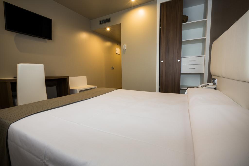 Hotel La Posada De Roces Gijón Extérieur photo